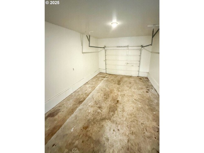 Building Photo - 1927-1929 Green Ave