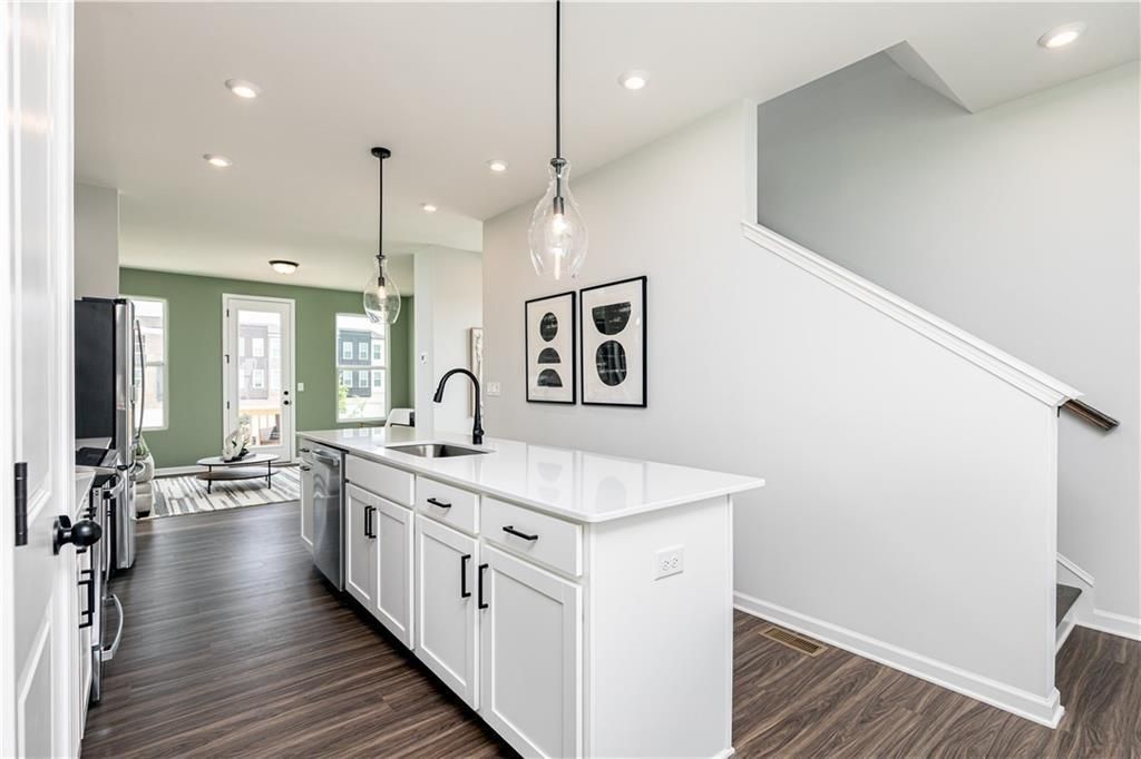 Building Photo - 1422 Creekside Cir NW