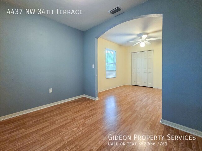 Building Photo - 4437 NW 34th Ter