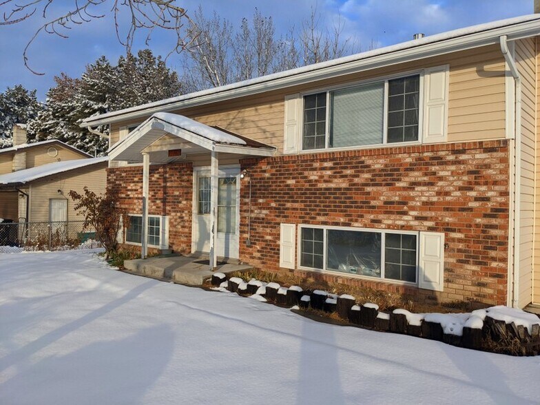 Building Photo - 1718 N 2900 W