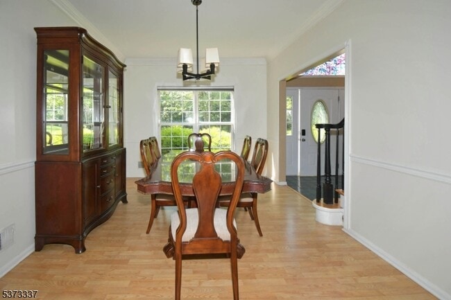 Building Photo - 65 Vones Ln