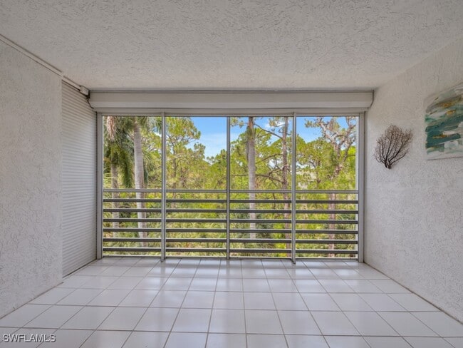 Building Photo - 285 Naples Cove Dr