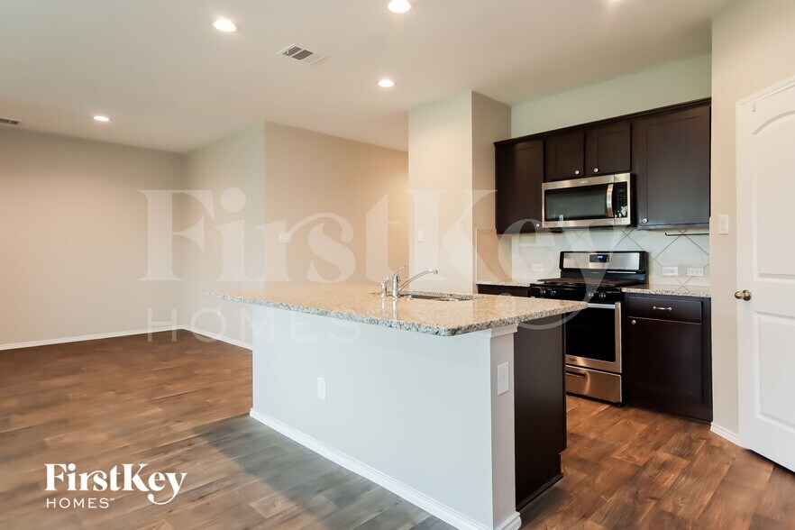 Building Photo - 12138 Loch Muick Dr