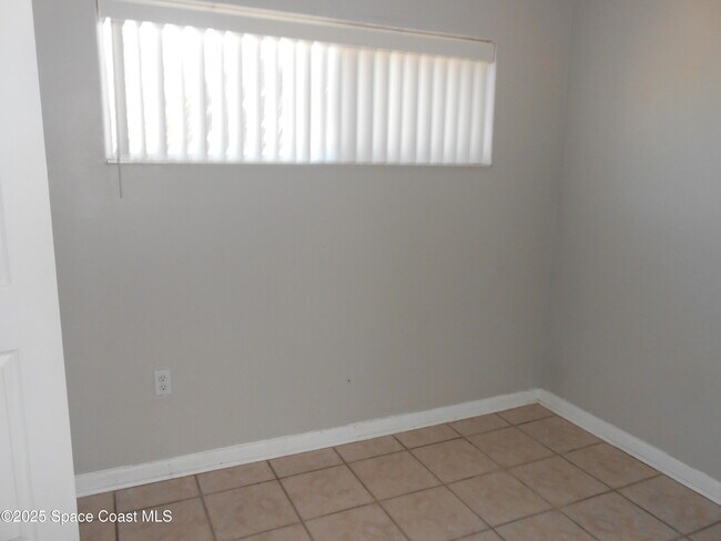 Building Photo - 140 Minna Ln