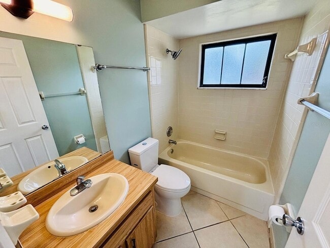 Building Photo - 9467 Montello Dr