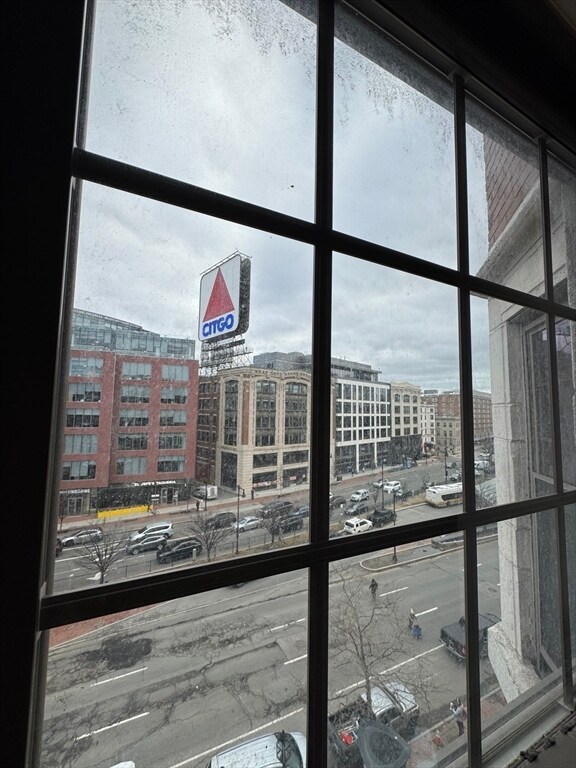 Building Photo - 534 Commonwealth Ave