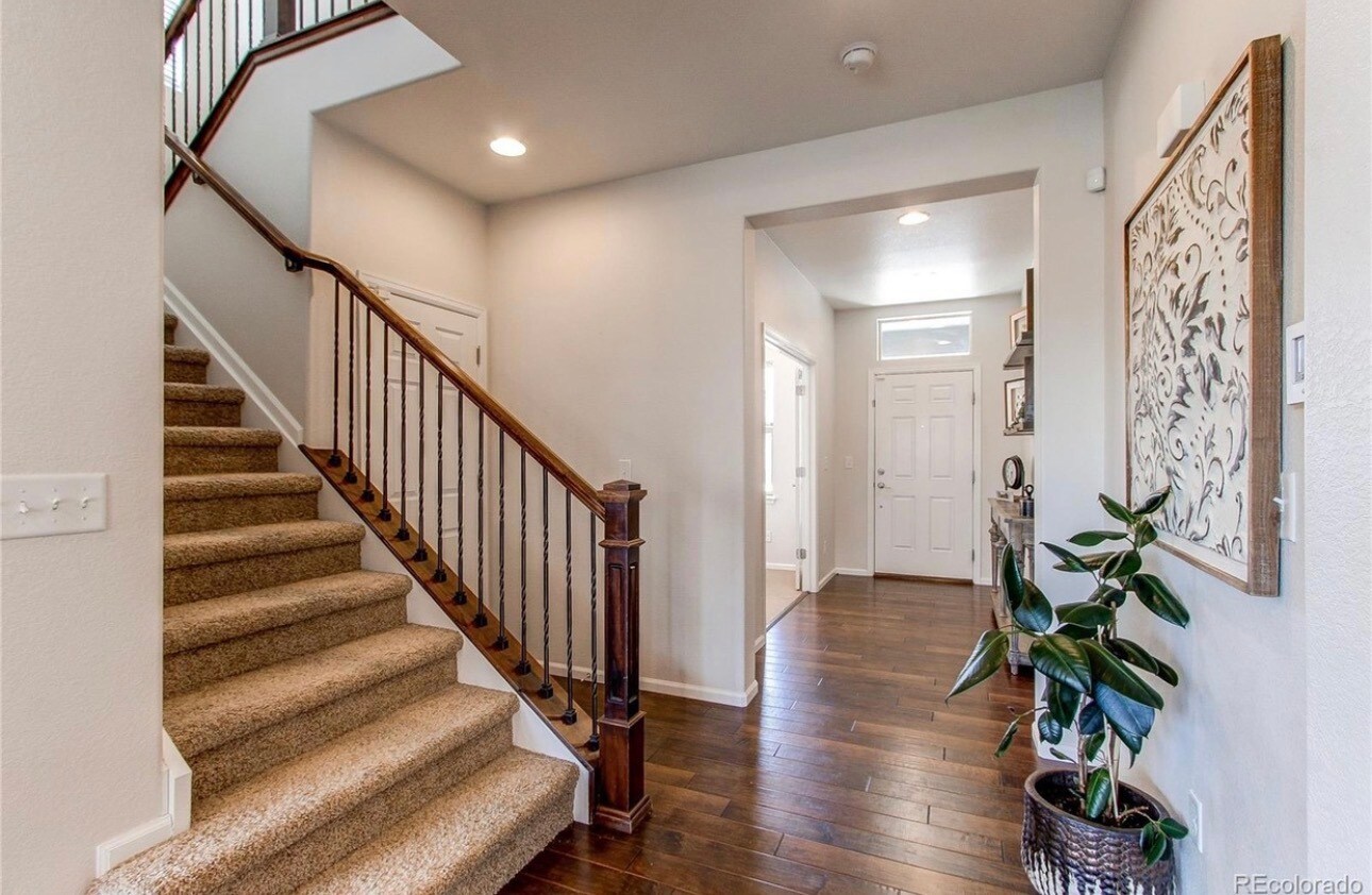 Building Photo - 14969 Melco Ave