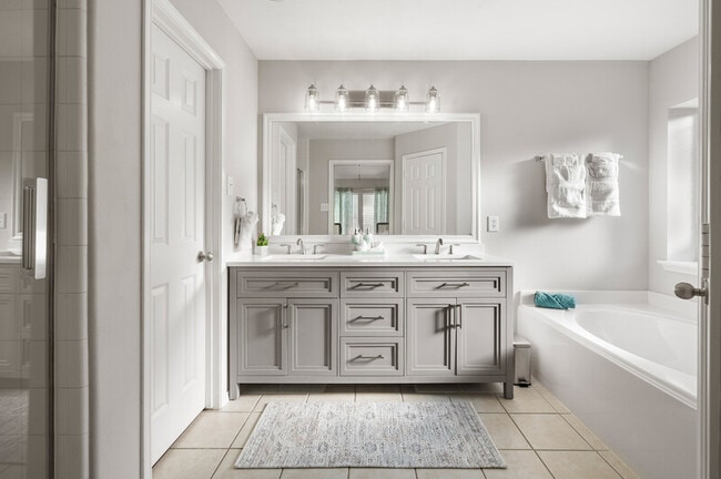 Building Photo - 22211 Bellow Glen Dr