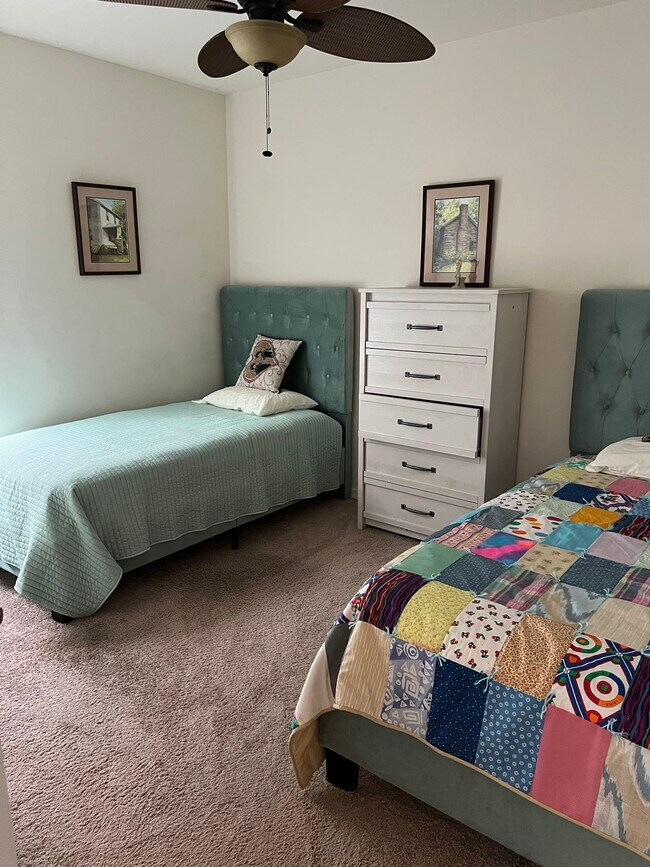 Building Photo - 3501 Acapulco Cir