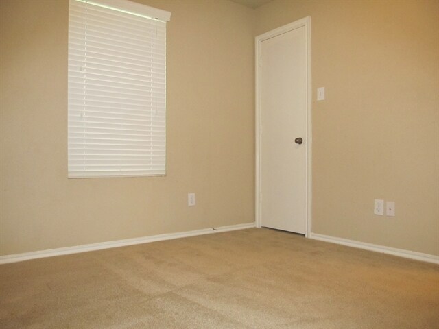 Building Photo - 12215 Turchin Dr