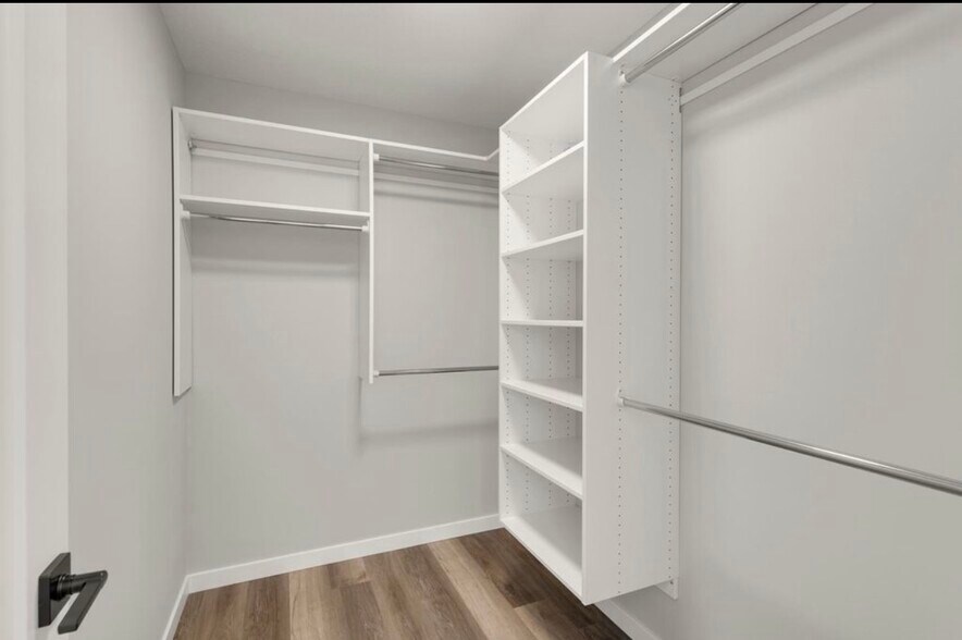 Building Photo - 5017 161st St W