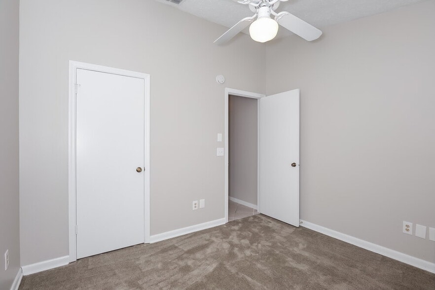 Building Photo - 1012 Cameo Crest Ln