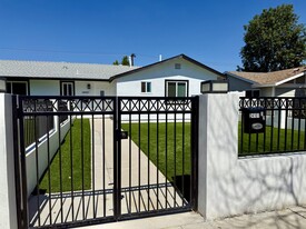 Building Photo - 24101 Victory Blvd