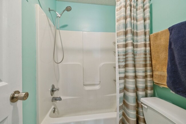 Building Photo - 1073 Bobcat Dr