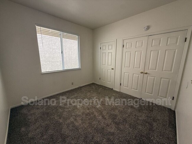 Building Photo - 316 Stamper Cir