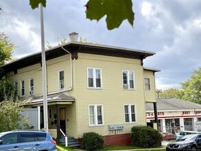 Building Photo - 369 Park St