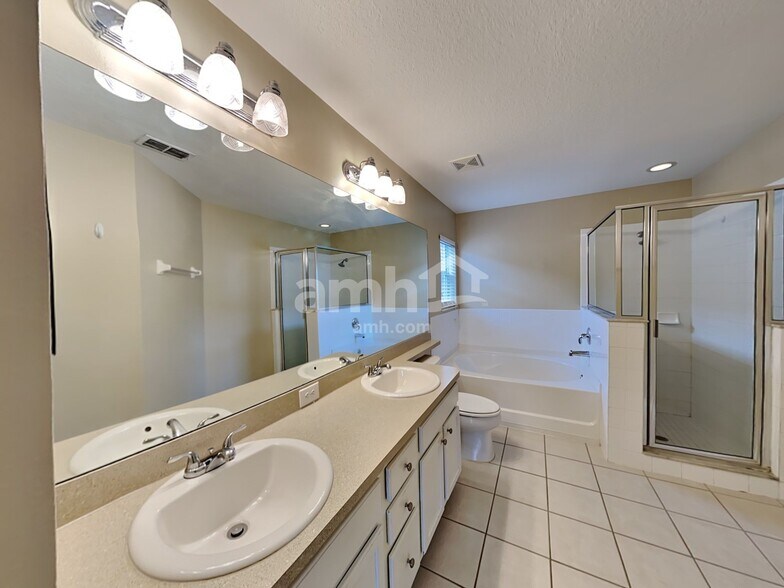 Building Photo - 7336 Pulteney Dr