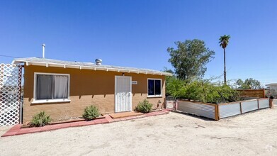 Building Photo - Manzanita