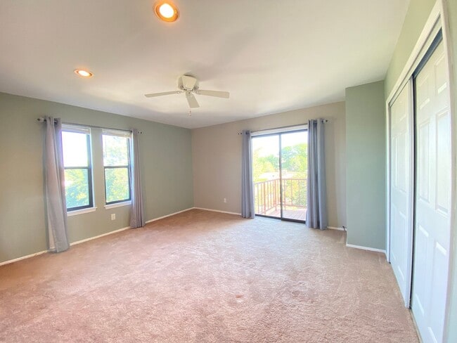 Building Photo - Beautiful Apartment at Los Pueblos de Santa Fe