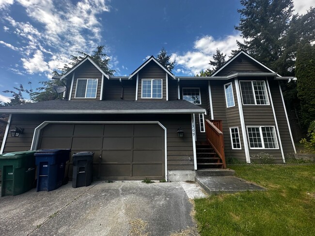 Building Photo - Beautiful 4-Bedroom 3-Bath Home in Marysvi...
