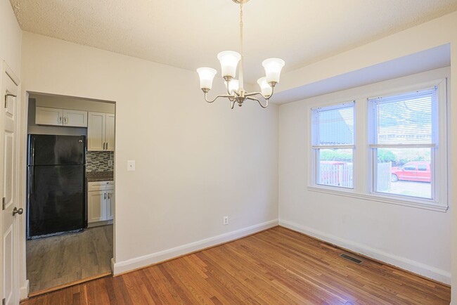 Building Photo - 5662 Kavon Ave