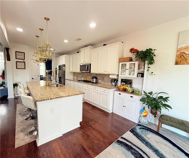 Building Photo - 7150 Ansley Pk Wy