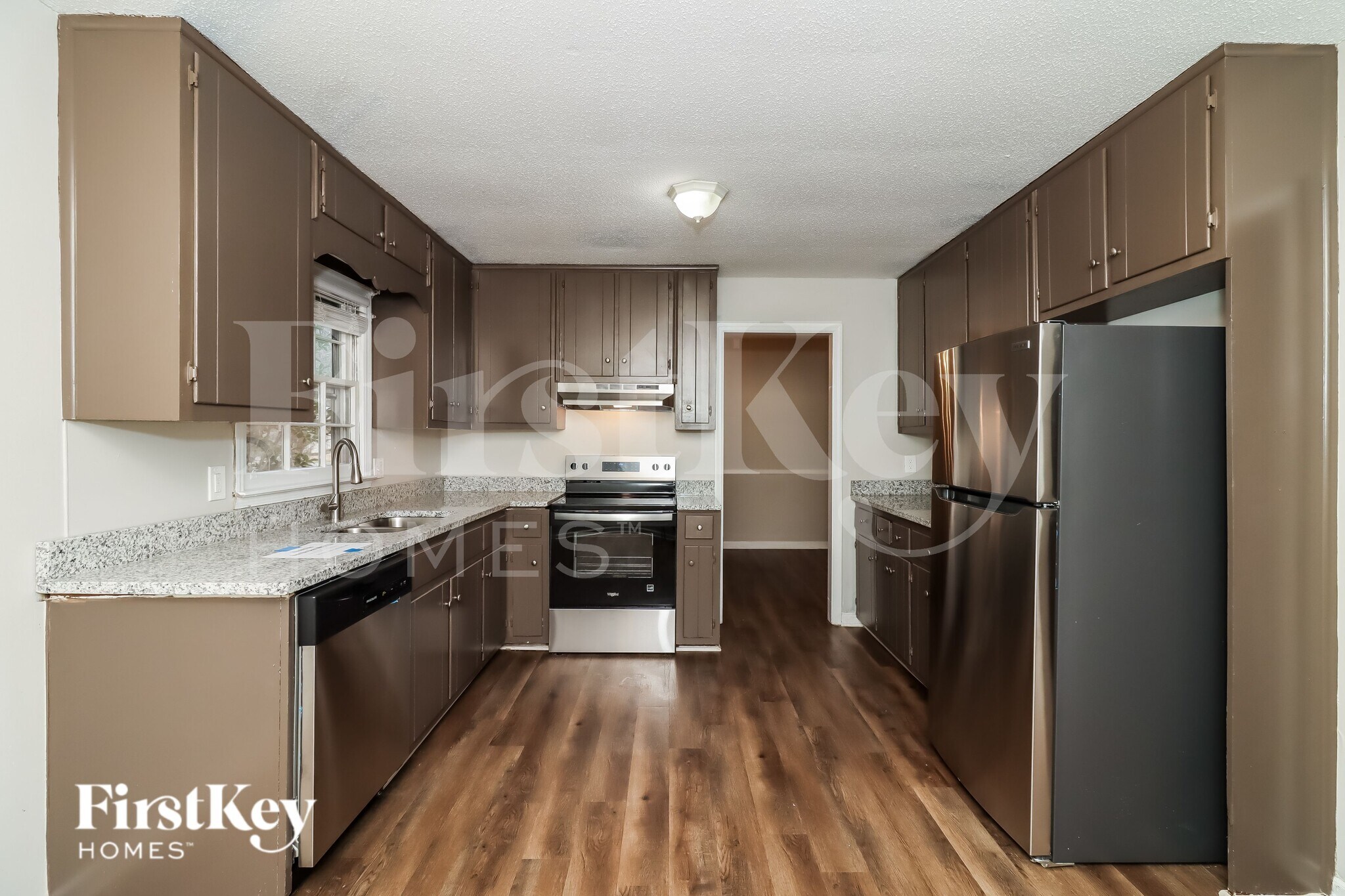 Building Photo - 1570 Sprayberry Dr