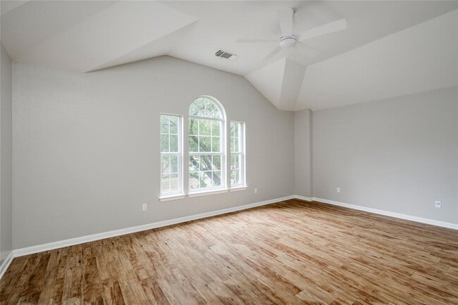 Building Photo - 8106 Longdraw Dr