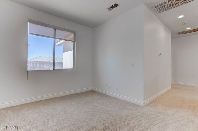 Building Photo - 10381 Walking View Ct