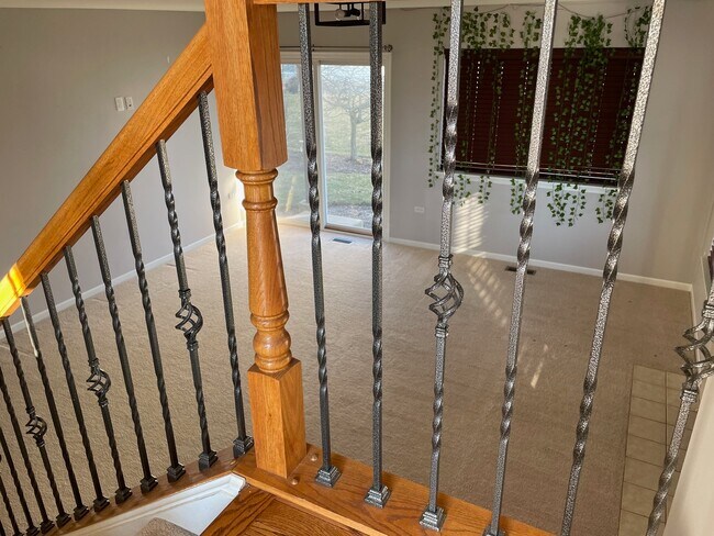 Building Photo - 3031 Saganashkee Ln