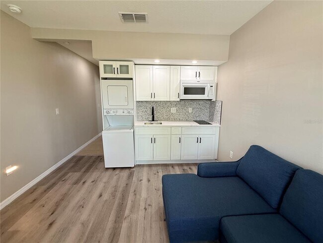 Building Photo - 1593 Diamond Loop Dr