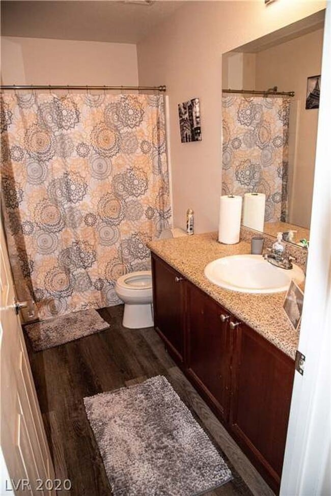 Building Photo - Northwest 3 bed, Lots of Amenities!