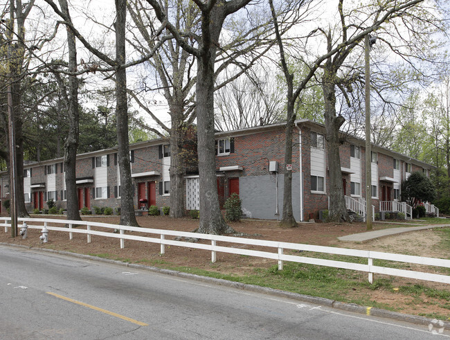 Building Photo - Townhomes at Hapeville