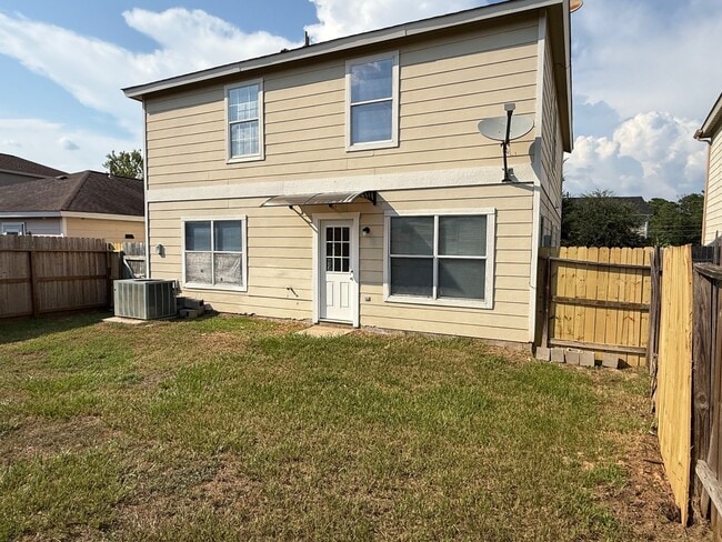 Building Photo - 8054 Arrington Forest Ln