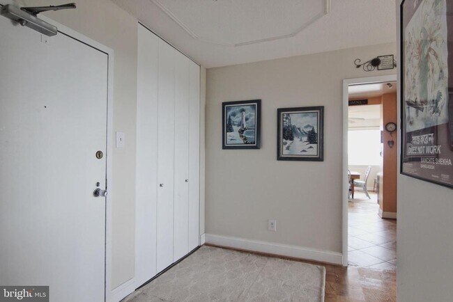 Building Photo - 4515 Willard Ave
