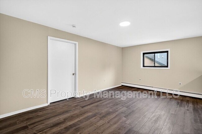 Building Photo - 172-252 Scotch Rd