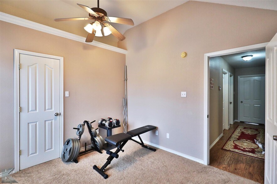 Building Photo - 5434 Willow View Rd