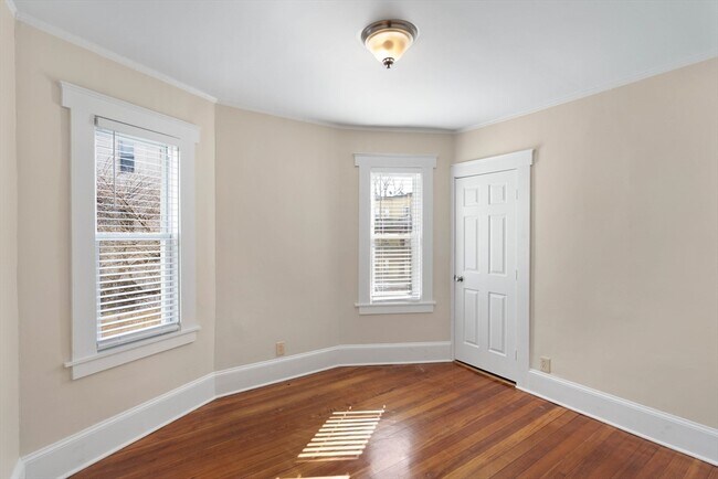 Building Photo - 51 Alpha Rd