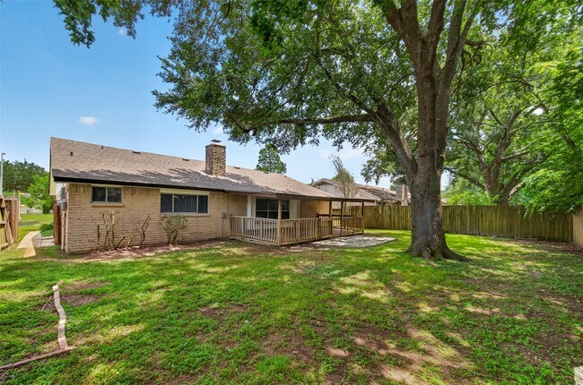 Building Photo - 16614 Blackhawk Blvd