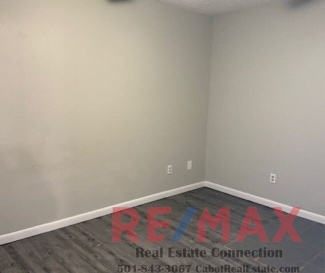 Interior Photo - 898 W Myrtle