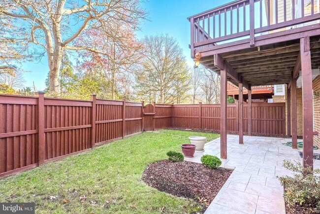 Building Photo - 2303 Sawtooth Oak Ct