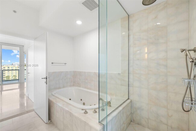 Building Photo - 50 South Pointe Dr