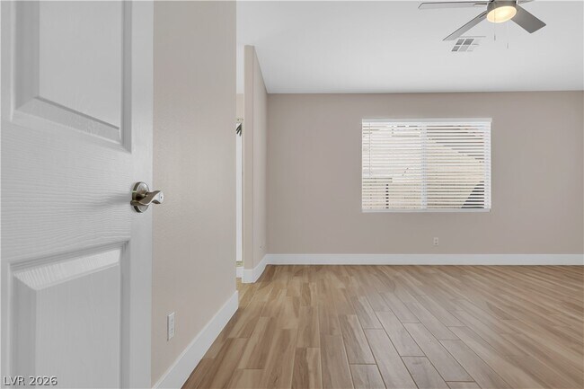 Building Photo - 1426 Bugle Boy Dr