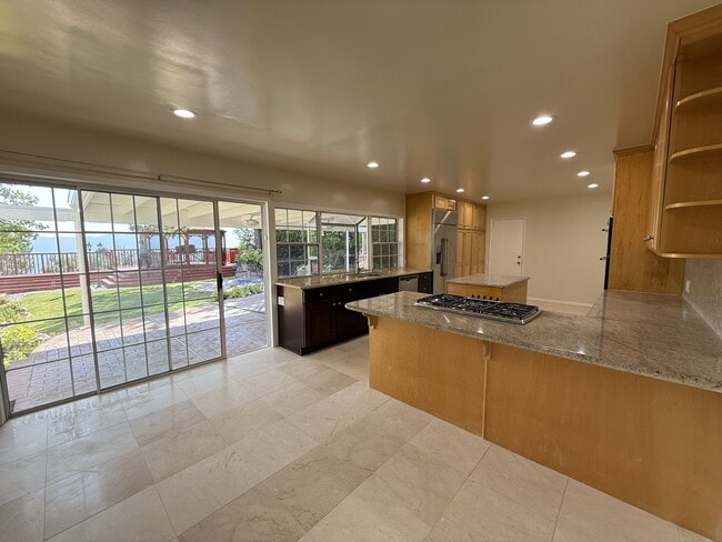 Building Photo - 2716 Ridgepine Dr
