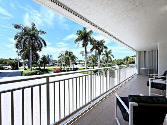 Building Photo - 3546 S Ocean Blvd