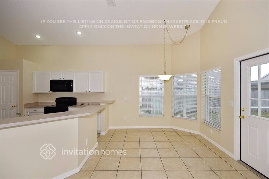 Building Photo - 422 Downing Cir