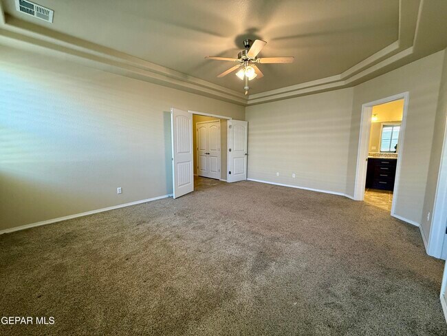 Building Photo - 7790 Enchanted Cir Dr