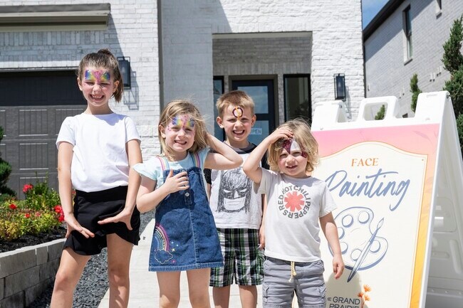 Building Photo - 16843 Old Wagon Wy