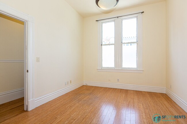 Building Photo - 1623 Noe St