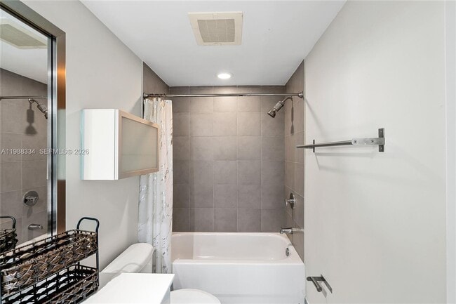 Building Photo - 92 SW 3rd St